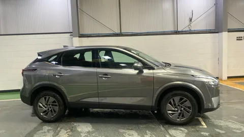 Nissan Qashqai 1.3 DiG-T MH Acenta Premium