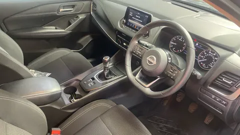 Nissan Qashqai 1.3 DiG-T MH Acenta Premium