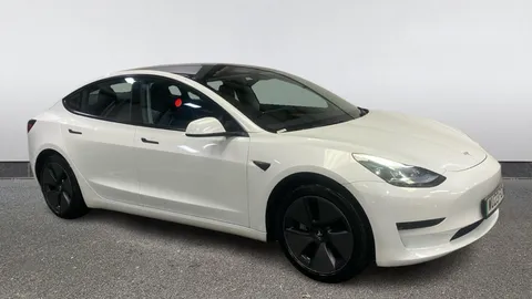 TESLA MODEL 3 RWD Auto