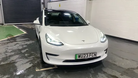 TESLA MODEL 3 RWD Auto