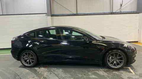 TESLA MODEL 3 Long Range AWD Auto