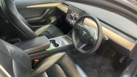 TESLA MODEL 3 Long Range AWD Auto