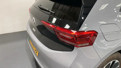 VOLKSWAGEN ID.3 150kW Family Pro Performance 58kWh Auto