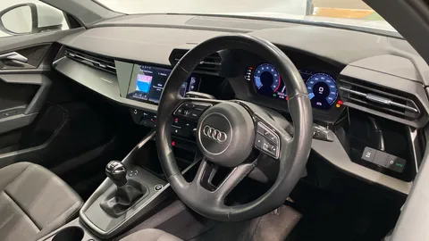 AUDI A3 30 TFSI Technik