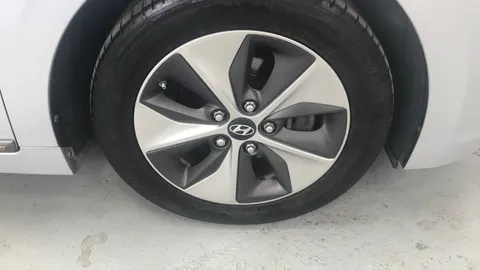 HYUNDAI IONIQ 88kW Electric Premium 28kWh Auto