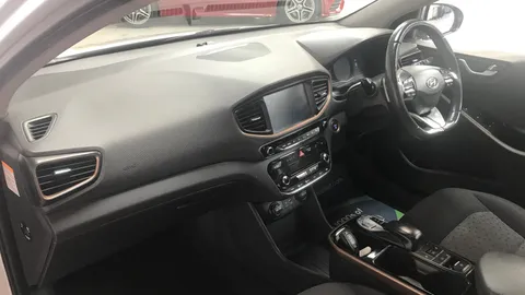 HYUNDAI IONIQ 88kW Electric Premium 28kWh Auto