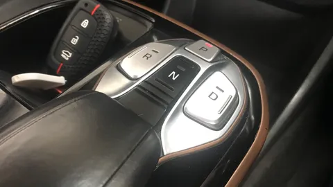 HYUNDAI IONIQ 88kW Electric Premium 28kWh Auto