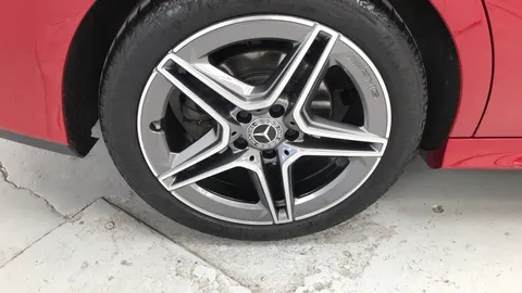 MERCEDES-BENZ CLA CLA 200 AMG Line Tip Auto