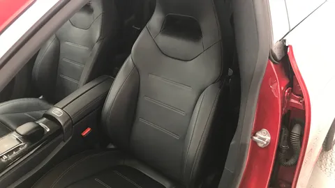 MERCEDES-BENZ CLA CLA 200 AMG Line Tip Auto