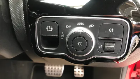 MERCEDES-BENZ CLA CLA 200 AMG Line Tip Auto