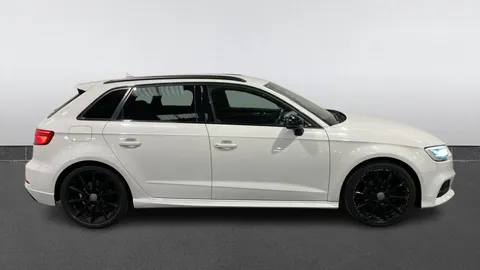 AUDI A3 1.5 TFSI Black Edition S Tronic