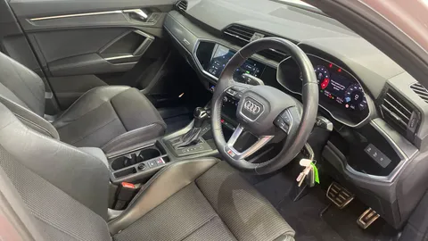 AUDI Q3 35 TFSI S Line S Tronic