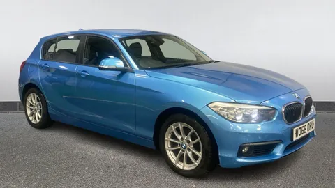 BMW 1 SERIES 118i [1.5] SE [Nav/Servotronic]