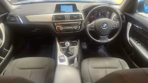 BMW 1 SERIES 118i [1.5] SE [Nav/Servotronic]