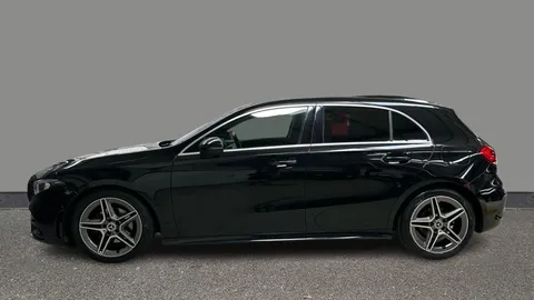 MERCEDES-BENZ A CLASS A180 AMG Line Executive