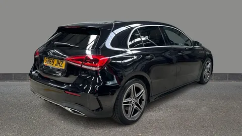 MERCEDES-BENZ A CLASS A180 AMG Line Executive