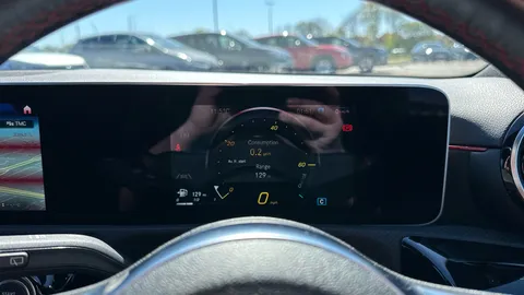 MERCEDES-BENZ A CLASS A180 AMG Line Executive