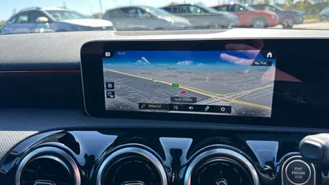 MERCEDES-BENZ A CLASS A180 AMG Line Executive