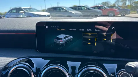 MERCEDES-BENZ A CLASS A180 AMG Line Executive