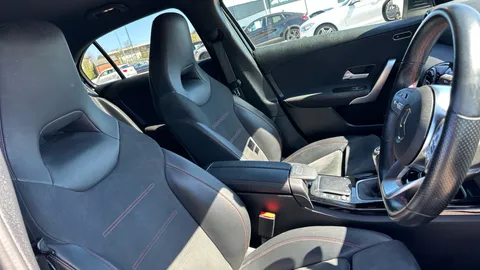 MERCEDES-BENZ A CLASS A180 AMG Line Executive