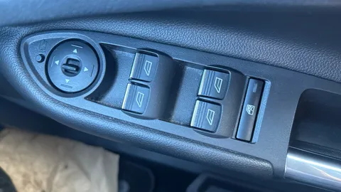 FORD KUGA 2.0 TDCi 180 Titanium X Auto