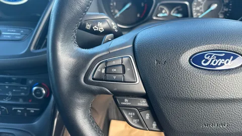 FORD KUGA 2.0 TDCi 180 Titanium X Auto