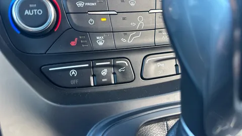 FORD KUGA 2.0 TDCi 180 Titanium X Auto