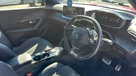 PEUGEOT 2008 100kW GT 50kWh Auto