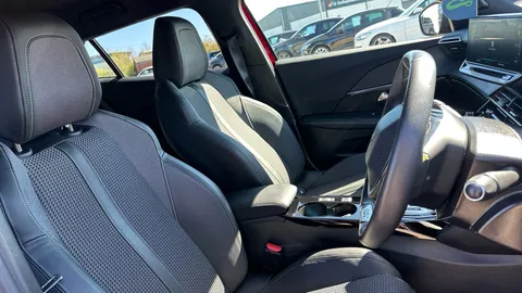 PEUGEOT 2008 100kW GT 50kWh Auto