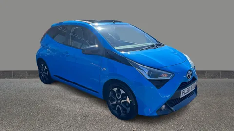 TOYOTA AYGO 1.0 VVT-i X-Trend x-shift