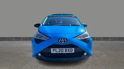 TOYOTA AYGO 1.0 VVT-i X-Trend x-shift