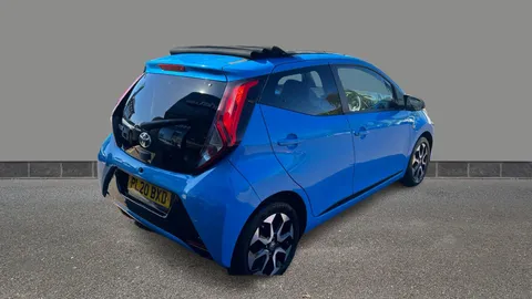 TOYOTA AYGO 1.0 VVT-i X-Trend x-shift