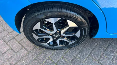 TOYOTA AYGO 1.0 VVT-i X-Trend x-shift