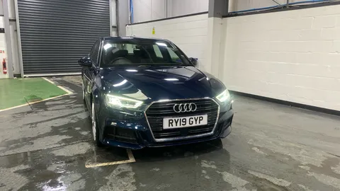 AUDI A3 30 TDI 116 S Line S Tronic [Tech Pack]