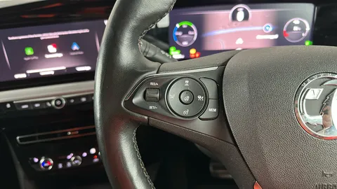 VAUXHALL MOKKA 100kW Ultimate 50kWh Auto