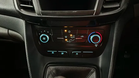 FORD TRANSIT CONNECT 1.5 EcoBlue 100ps Leader D/Cab Van