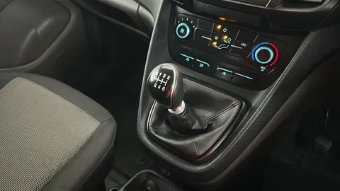 FORD TRANSIT CONNECT 1.5 EcoBlue 100ps Leader D/Cab Van