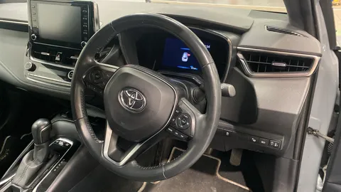 TOYOTA COROLLA 1.8 VVT-i Hybrid Icon Tech CVT