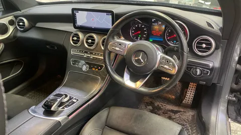 MERCEDES-BENZ C CLASS C200 AMG Line Premium 9G-Tronic