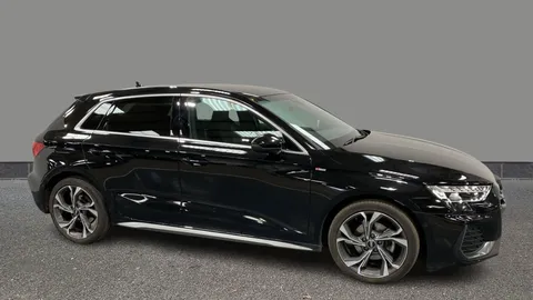 AUDI A3 30 TFSI S Line S Tronic