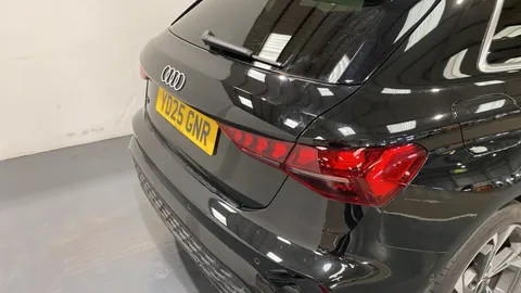 AUDI A3 30 TFSI S Line S Tronic