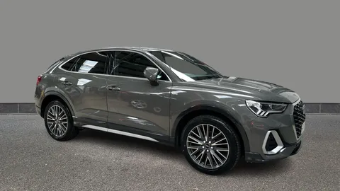 AUDI Q3 35 TFSI S Line S Tronic