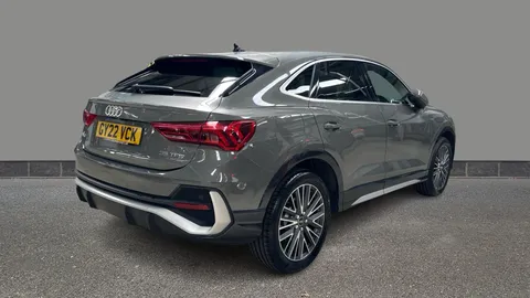 AUDI Q3 35 TFSI S Line S Tronic