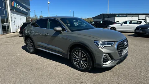 AUDI Q3 35 TFSI S Line S Tronic