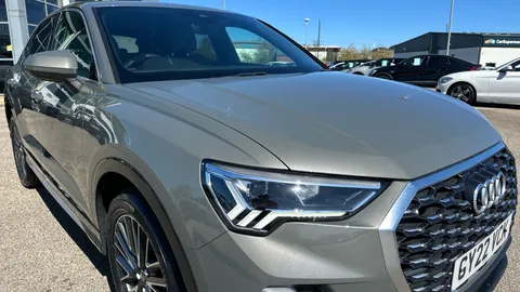 AUDI Q3 35 TFSI S Line S Tronic