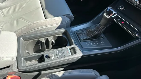 AUDI Q3 35 TFSI S Line S Tronic