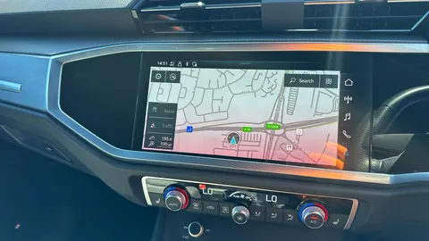 AUDI Q3 35 TFSI S Line S Tronic