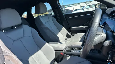 AUDI Q3 35 TFSI S Line S Tronic