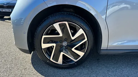 VOLKSWAGEN ID. BUZZ 150kW Style Pro 77kWh Auto