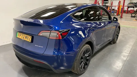 Tesla                     Model Y Long Range AWD 5dr Auto